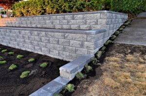 Retaining wall