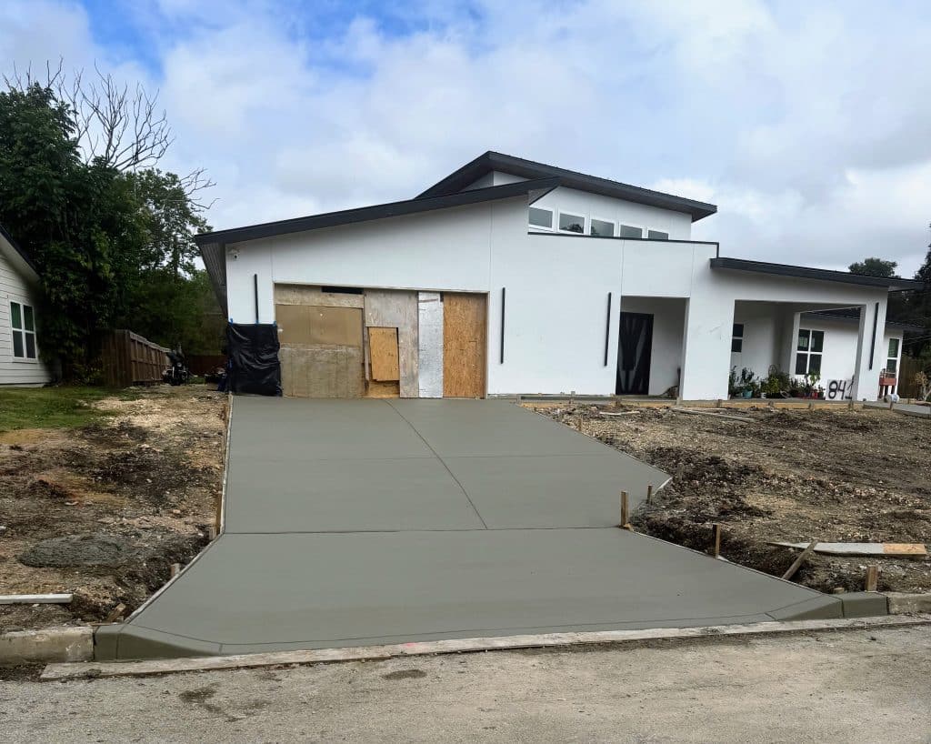 concrete driveway replacement