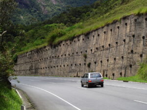 Anchored Retaining Wall